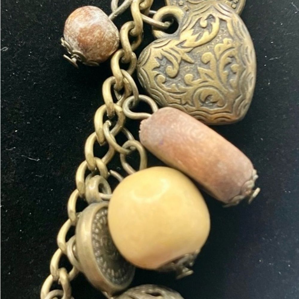 Beautiful vintage, wooden beaded necklace - Picture 3 of 5